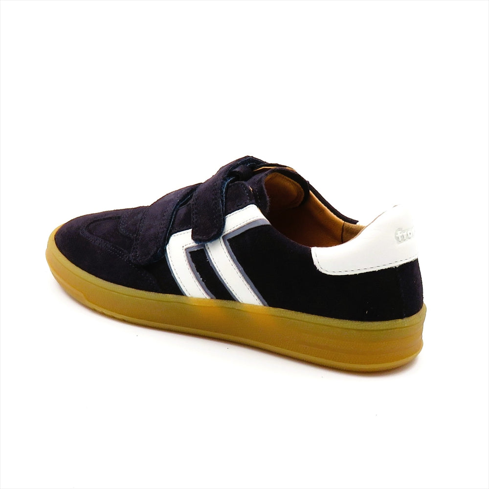 
                  
                    G3130275 DARK.BLUE
                  
                