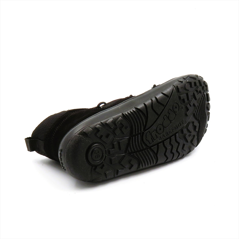 
                  
                    G3110267 TEX BLACK BAREFOOT
                  
                
