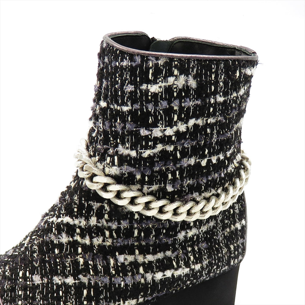 
                  
                    2528H BLK.TWEED
                  
                
