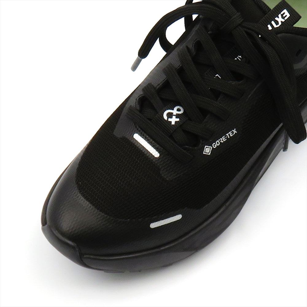 
                  
                    8705166 GTX BLK
                  
                