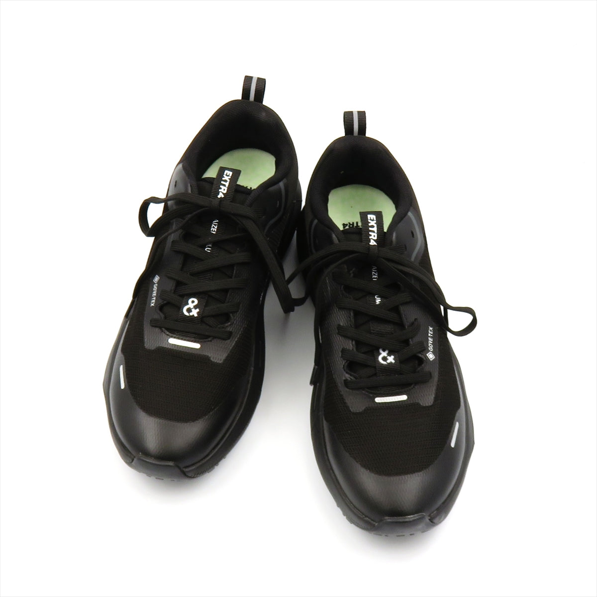 
                  
                    8700155 GTX BLK
                  
                