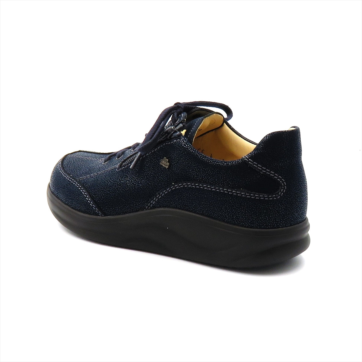 
                  
                    2913 OTARU NIGHTBLUE
                  
                
