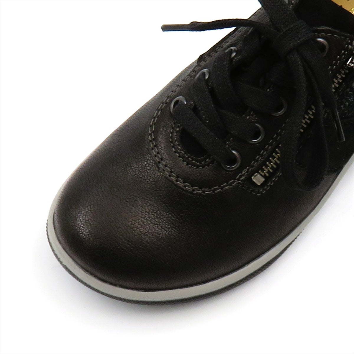 
                  
                    386101 BLK.COMBI
                  
                