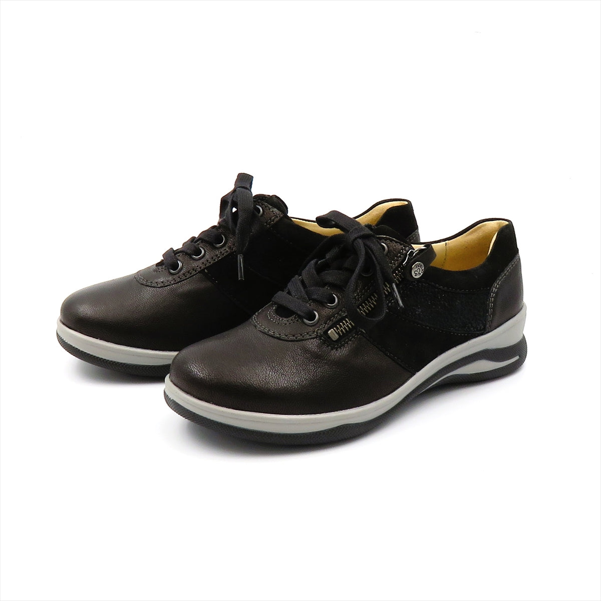 
                  
                    386101 BLK.COMBI
                  
                
