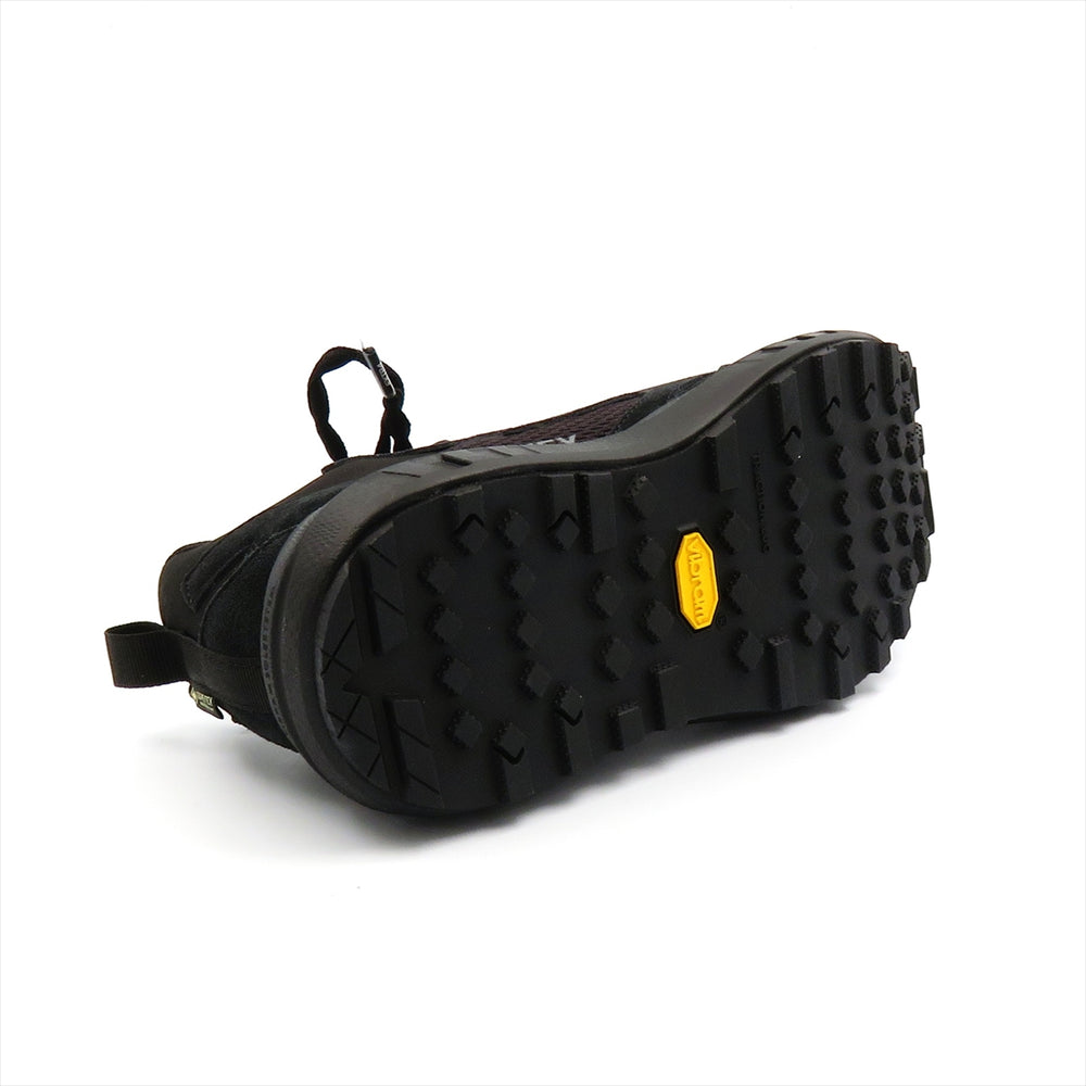 
                  
                    8706066 GTX BLK
                  
                