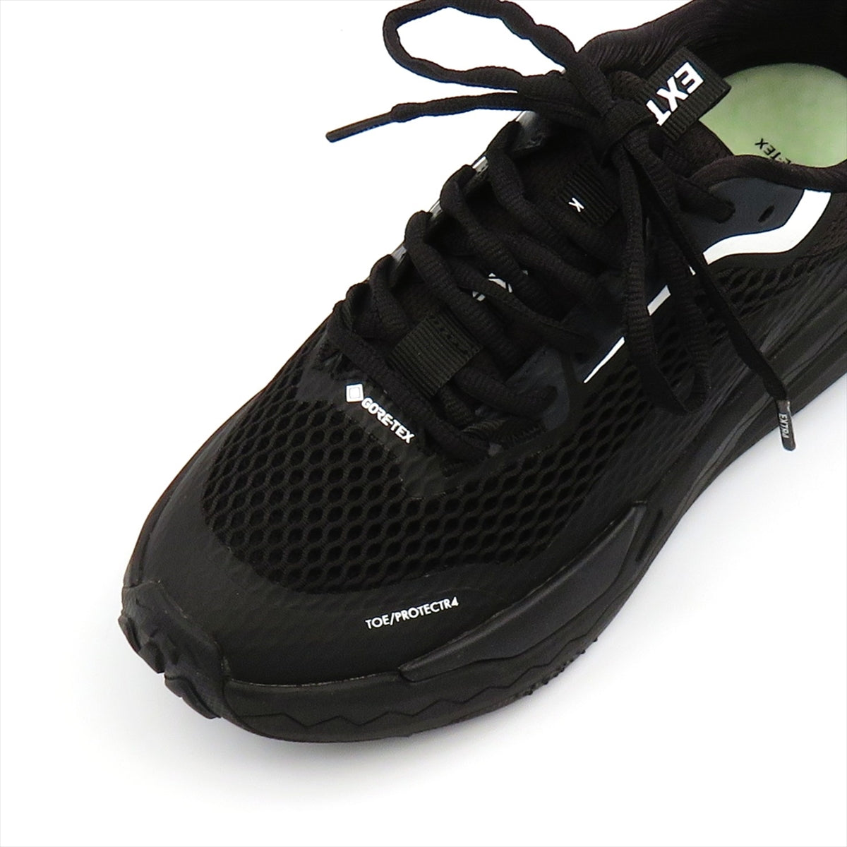 
                  
                    8705555 GTX BLK
                  
                