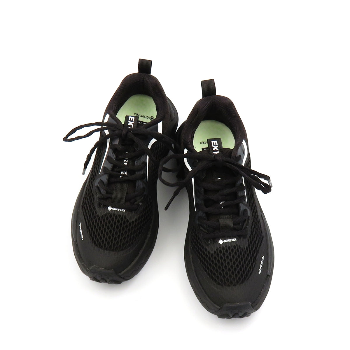 
                  
                    8705555 GTX BLK
                  
                