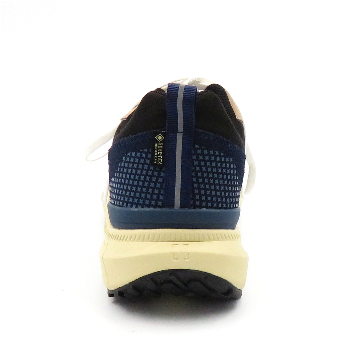 
                  
                    8700033 GTX NAVY.AVO
                  
                
