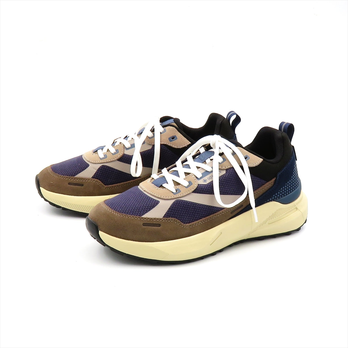 
                  
                    8700033 GTX NAVY.AVO
                  
                
