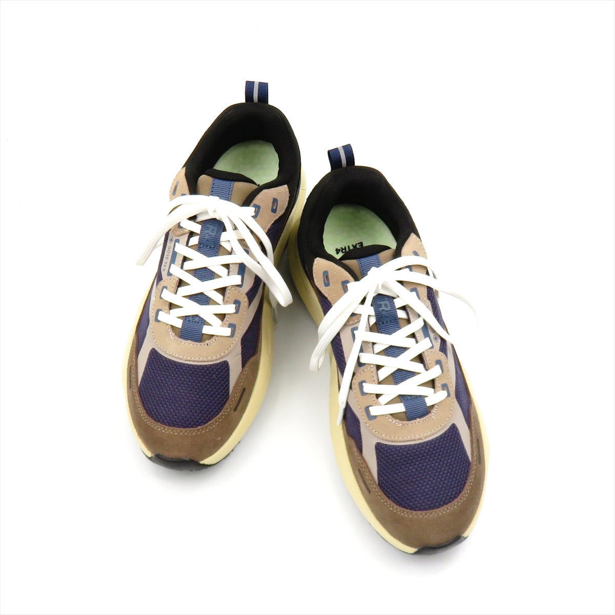 
                  
                    8700033 GTX NAVY.AVO
                  
                