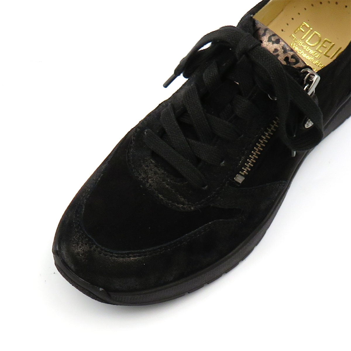 
                  
                    566114 BLK.COMBI
                  
                