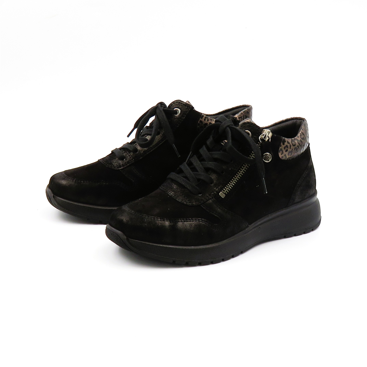 
                  
                    566604 BLK.COMBI
                  
                