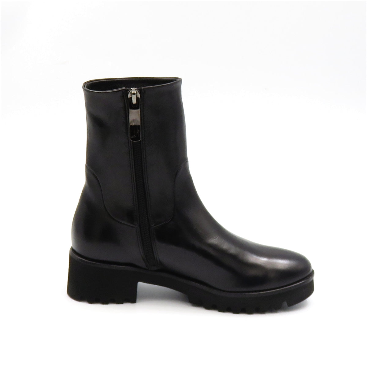 
                  
                    W243301 NAPPA.NERO
                  
                