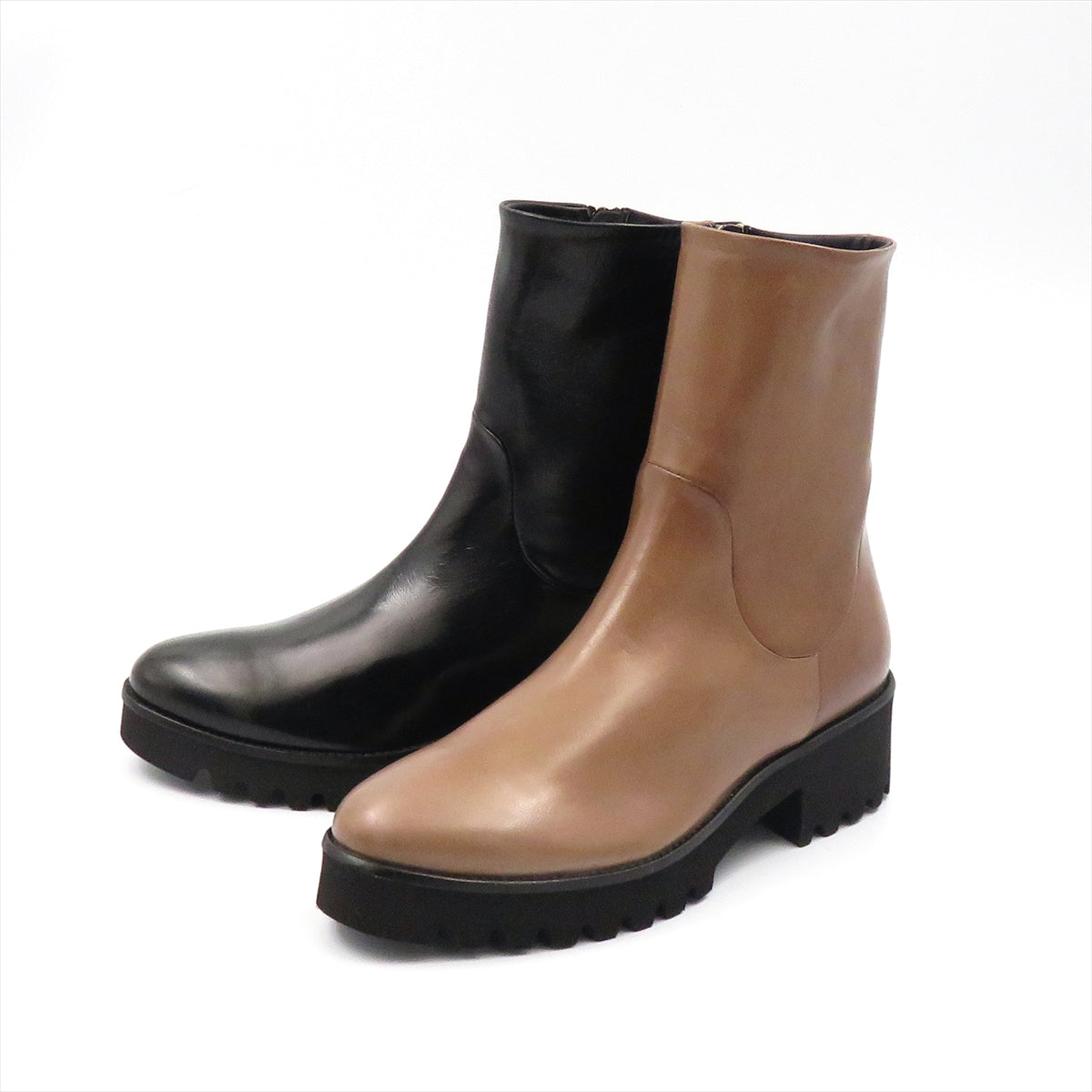 
                  
                    W243301 NAPPA.NERO
                  
                