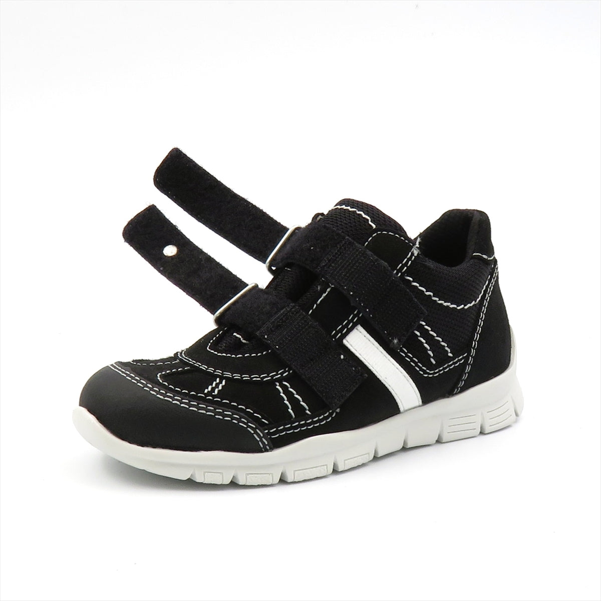 
                  
                    290232 BLACK.WHT.SYMPA
                  
                