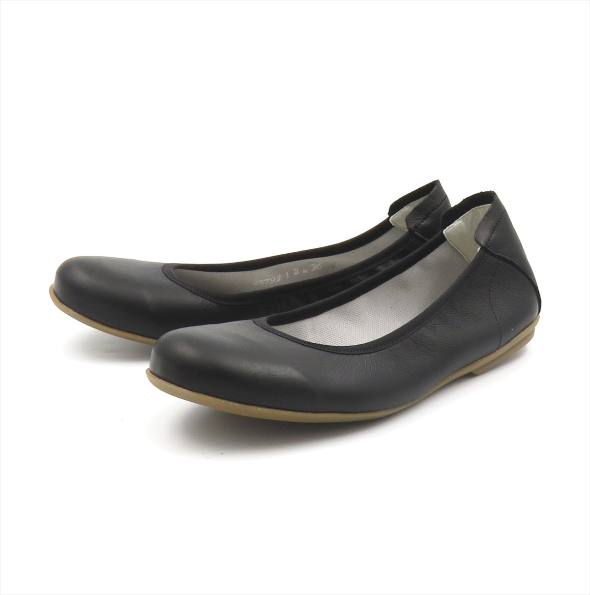 
                  
                    430141 BLK.NAPPA
                  
                