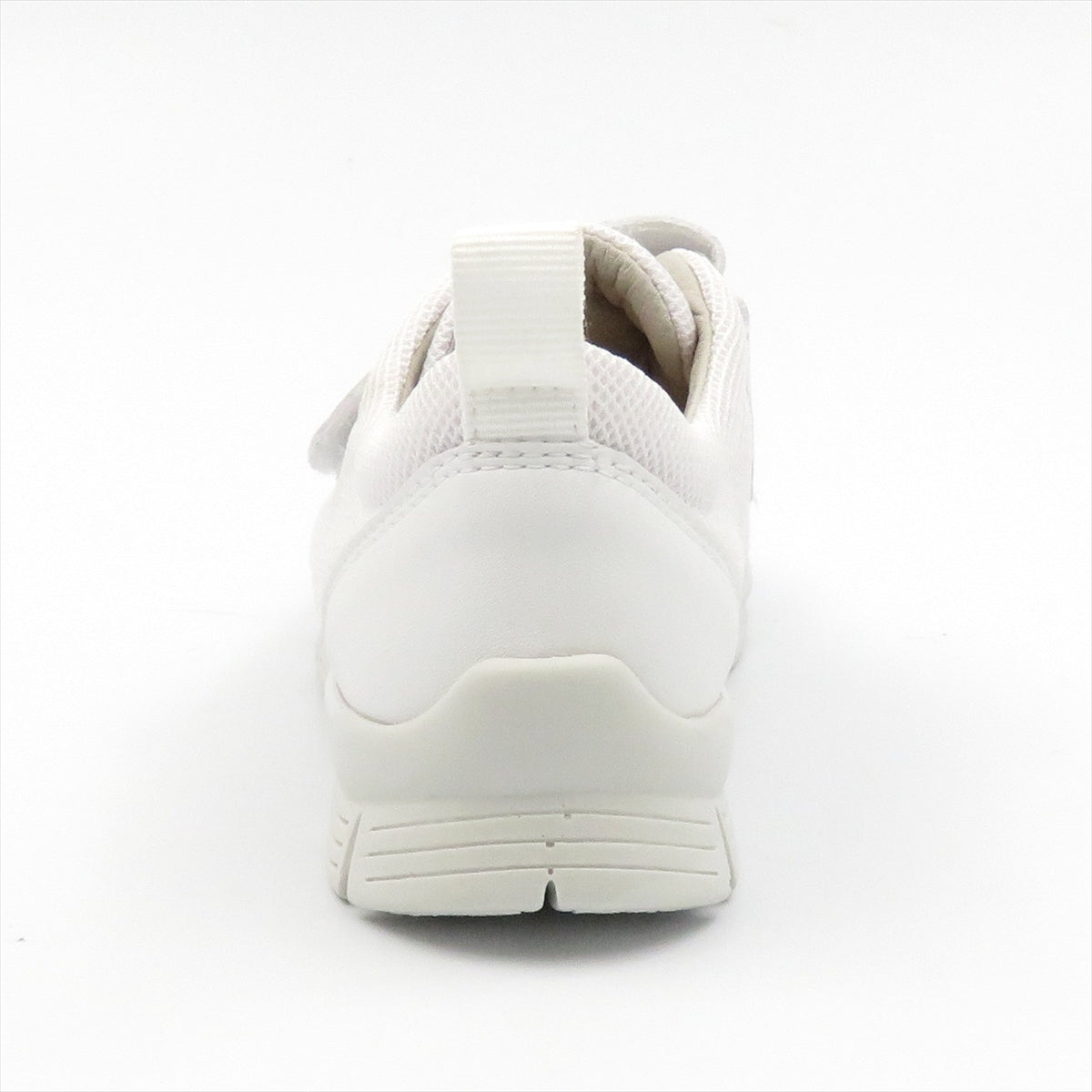 
                  
                    25221 WHITE 上履き
                  
                