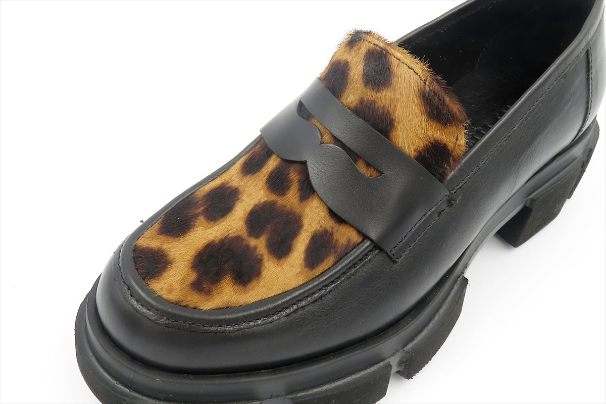 
                  
                    420-06B BLACK.LEOPARD
                  
                