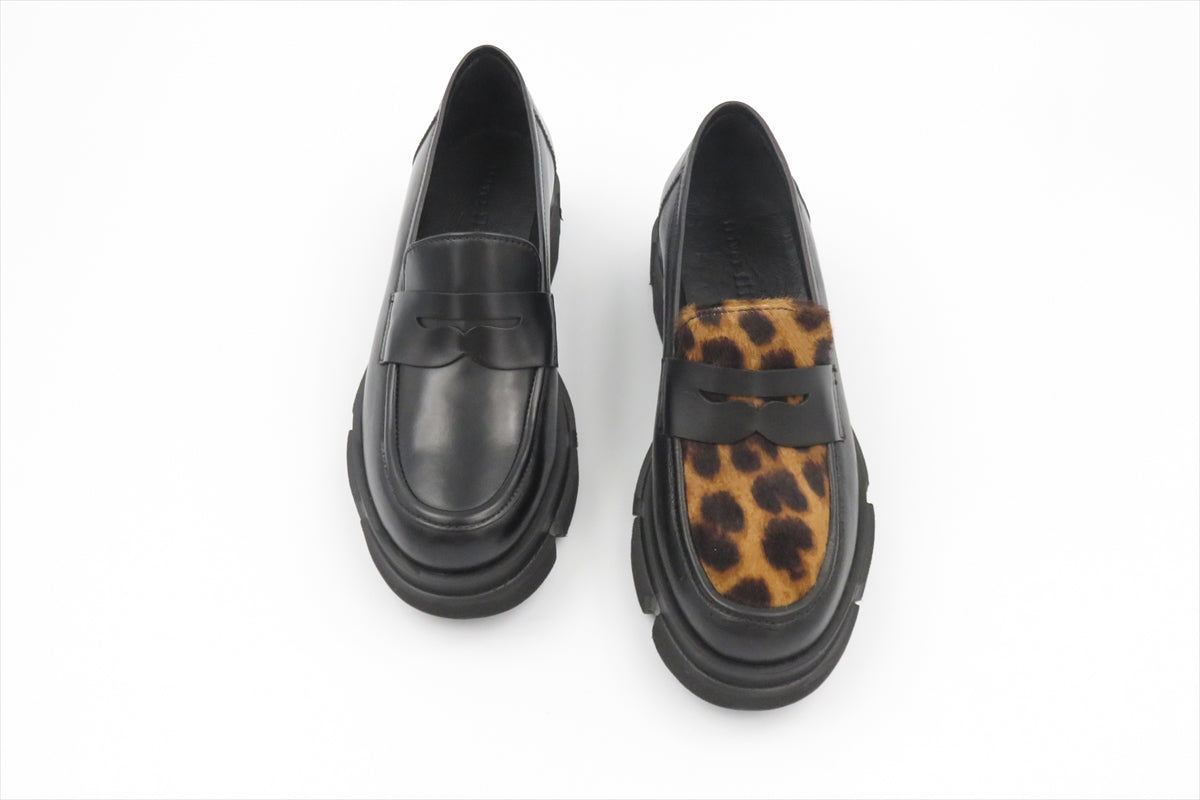 
                  
                    420-06B BLACK.LEOPARD
                  
                