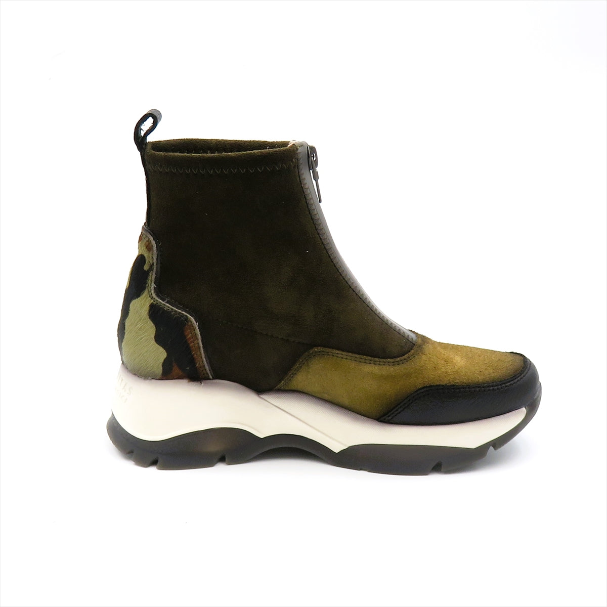 
                  
                    HI222202 BLK.OLIVE
                  
                